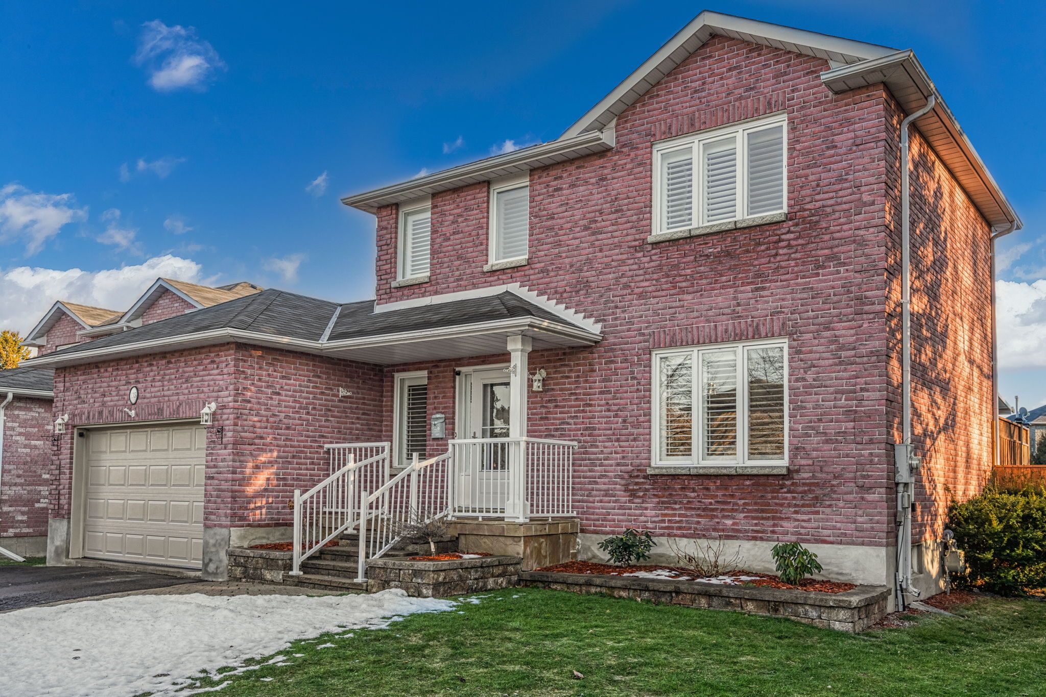 Main Photo: 135 Carroll Crescent in Cobourg: House for sale : MLS®# X5917273