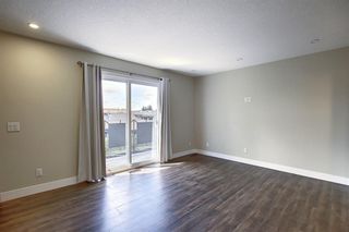 Photo 8: 9 1603 MCGONIGAL Drive NE in Calgary: Mayland Heights Row/Townhouse for sale : MLS®# A1015179