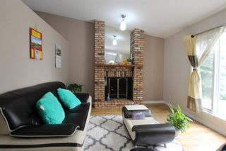 Photo 9: 40 APPLEWOOD Drive SE in Calgary: Applewood Park Detached for sale : MLS®# A1019291