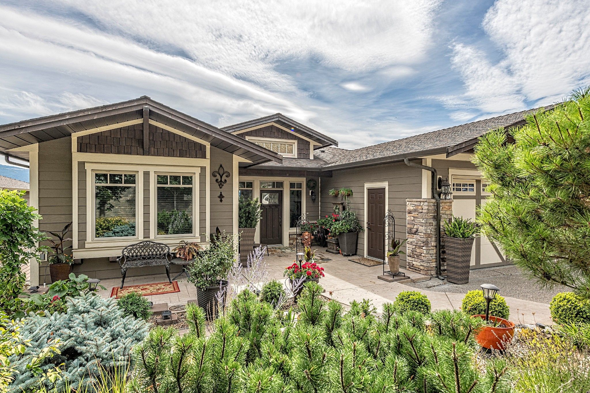 Main Photo: 4220 Leatherback Road in Vernon: Bella Vista House for sale (North Okanagan)  : MLS®# 10213569