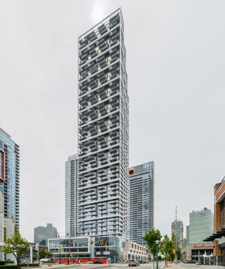 Photo 2: 4803 6000 MCKAY Avenue in Burnaby: Metrotown Condo for sale (Burnaby South)  : MLS®# R2737706