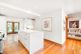 Photo 25: 2012 Chambers St in Victoria: Vi Central Park House for sale : MLS®# 854224