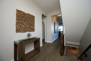 Photo 3: 57 Cougar Ridge Cove SW in Calgary: Cougar Ridge Detached for sale : MLS®# A2018839