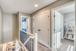 Photo 9: 1927 19 Avenue NW in Calgary: Banff Trail Row/Townhouse for sale : MLS®# A2012828