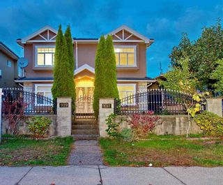 Photo 1: 929 E 57TH Avenue in Vancouver: South Vancouver House for sale (Vancouver East)  : MLS®# R2223849