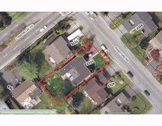 Photo 2: 2331 KIRKSTONE Road in North_Vancouver: Westlynn House for sale (North Vancouver)  : MLS®# V776846