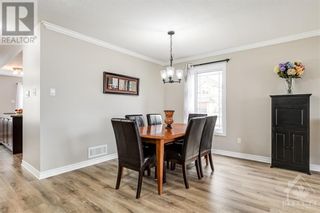 Photo 7: 200 STONEHAM PLACE in Ottawa: House for sale : MLS®# 1388112