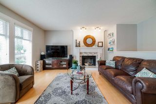 Photo 3: 1113 WALLACE Court in Coquitlam: Ranch Park House for sale : MLS®# R2403243