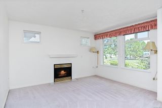 Photo 2: 201 1196 Sluggett Rd in Central Saanich: CS Brentwood Bay Condo for sale : MLS®# 879623
