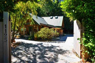 Photo 1: 1125 ROBERTS CREEK Road: Roberts Creek House for sale (Sunshine Coast)  : MLS®# R2200630