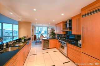 Photo 18: 303 1328 MARINASIDE Crescent in Vancouver: Yaletown Condo for sale in "THE CONCORD" (Vancouver West)  : MLS®# R2863830