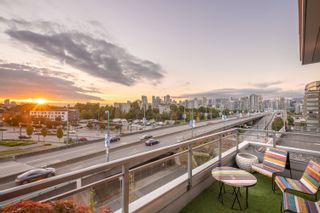Photo 10: 405 495 W 6TH AVENUE in Vancouver: False Creek Condo for sale (Vancouver West)  : MLS®# R2766140
