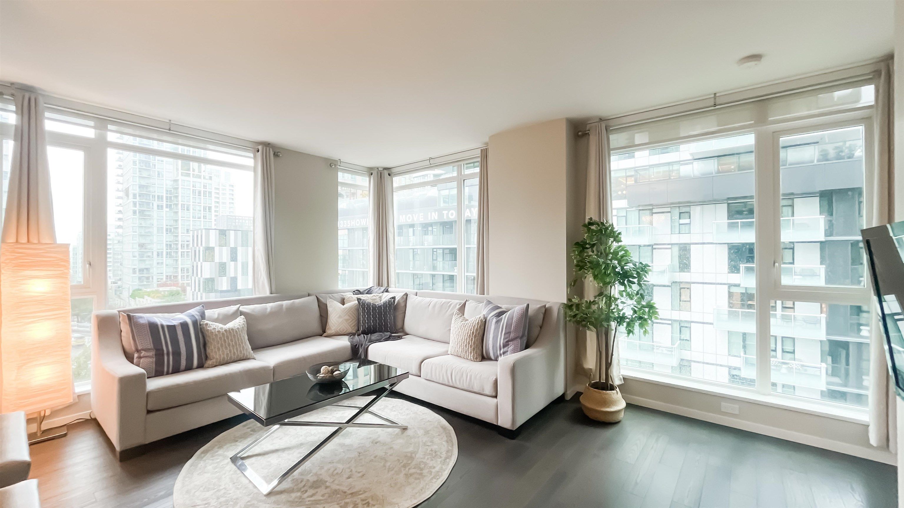 709 1351  CONTINENTAL Street, Vancouver