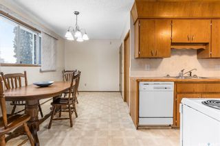Photo 6: 243 Ottawa Avenue South in Saskatoon: Meadowgreen Residential for sale : MLS®# SK914536
