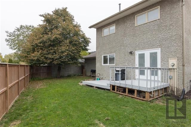 Photo 20: Photos: 47 Upton Place in Winnipeg: River Park South Residential for sale (2F)  : MLS®# 1827021