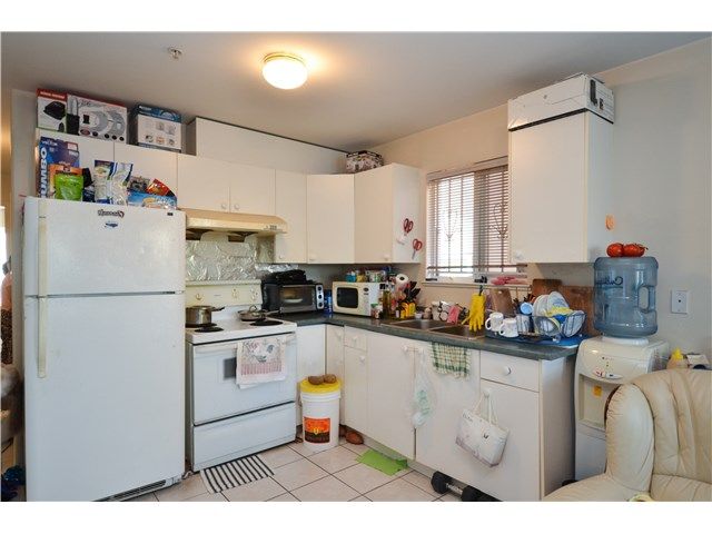 Photo 12: Photos: 4488 GLADSTONE ST in Vancouver: Victoria VE House for sale (Vancouver East)  : MLS®# V1134157