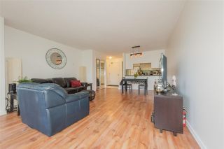Photo 4: 105 1045 QUAYSIDE Drive in New Westminster: Quay Condo for sale in "QUAYSIDE TOWER 1" : MLS®# R2392690