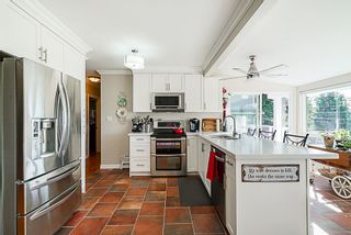 Photo 5: 7255 BARNET Road in Burnaby: Westridge BN House for sale (Burnaby North)  : MLS®# R2402555