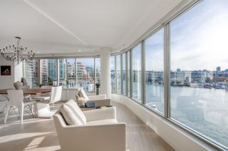 Photo 7: 501 1012 BEACH Avenue in Vancouver: Yaletown Condo for sale in "1000 BEACH" (Vancouver West)  : MLS®# R2377909