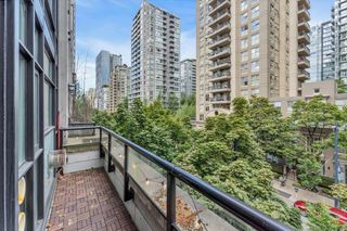 Photo 8: 411 988 RICHARDS Street in Vancouver: Yaletown Condo for sale in "TRIBECA LOFTS" (Vancouver West)  : MLS®# R2875369