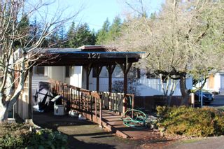 Photo 2: 127 3031 200 Street in Langley: Brookswood Langley Manufactured Home for sale in "CEDAR CREEK ESTATES" : MLS®# R2638615