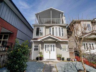 Photo 2: 735 E 20TH Avenue in Vancouver: Fraser VE House for sale (Vancouver East)  : MLS®# R2556666