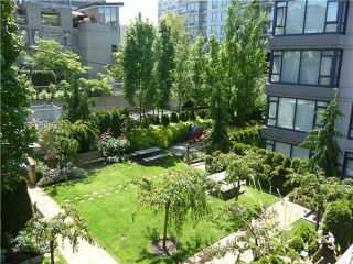 Photo 15: 1628 W 7TH Avenue in Vancouver: Fairview VW Townhouse for sale in "Virtu" (Vancouver West)  : MLS®# V1067776