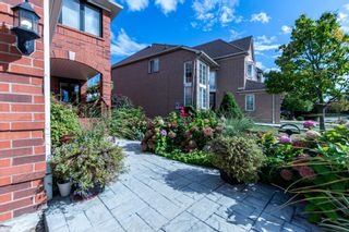 Photo 2: 5917 Greensboro Drive in Mississauga: Central Erin Mills House (2-Storey) for sale : MLS®# W4588271