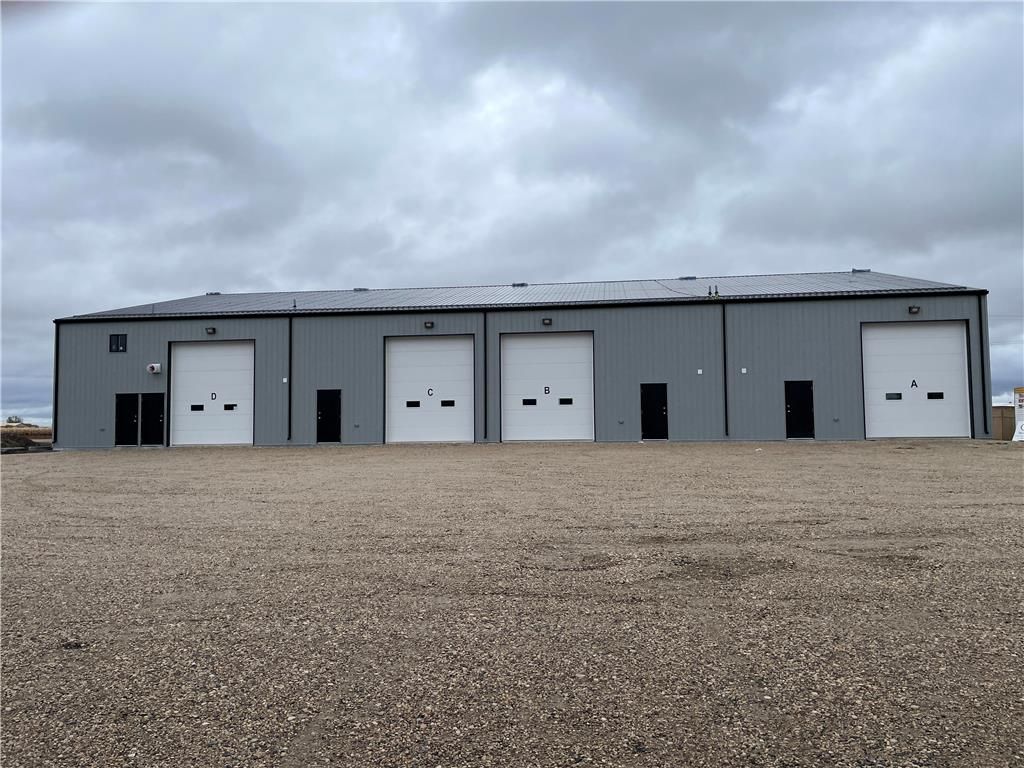 Main Photo: B 501 Pauls Street in Niverville: R07 Industrial / Commercial / Investment for lease : MLS®# 202303902