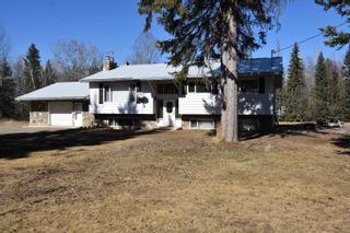 Main Photo: 3360 RICHLAND CLOSE Road in Quesnel: Red Bluff/Dragon Lake House for sale : MLS®# R2853903