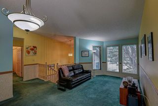 Photo 2: 70 Shawinigan Way SW in Calgary: Shawnessy Detached for sale : MLS®# A2041248