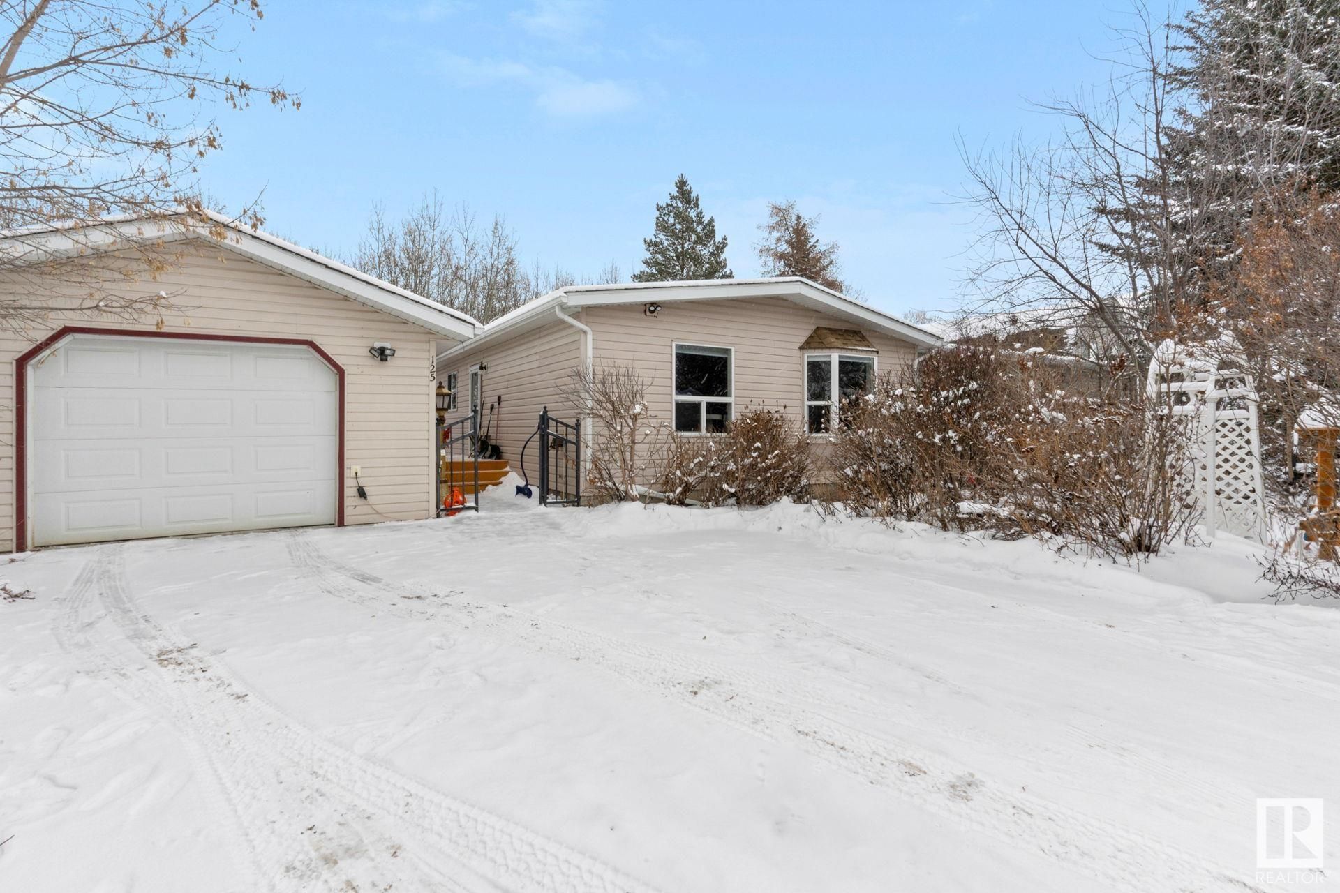 Main Photo: 125 51551 RGE RD 212 A: Rural Strathcona County House for sale : MLS®# E4370669
