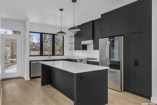 Photo 7: 107 4th Street East in Saskatoon: Buena Vista Residential for sale : MLS®# SK968237