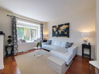 Photo 3: B1 272 W 4TH Street in North Vancouver: Lower Lonsdale Townhouse for sale : MLS®# R2275796