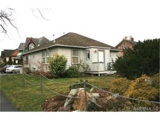 Photo 2: 245 Niagara St in VICTORIA: Vi James Bay House for sale (Victoria)  : MLS®# 456251