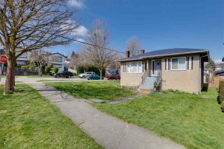 Photo 3: 505 E 27TH Avenue in Vancouver: Main House for sale (Vancouver East)  : MLS®# R2561606