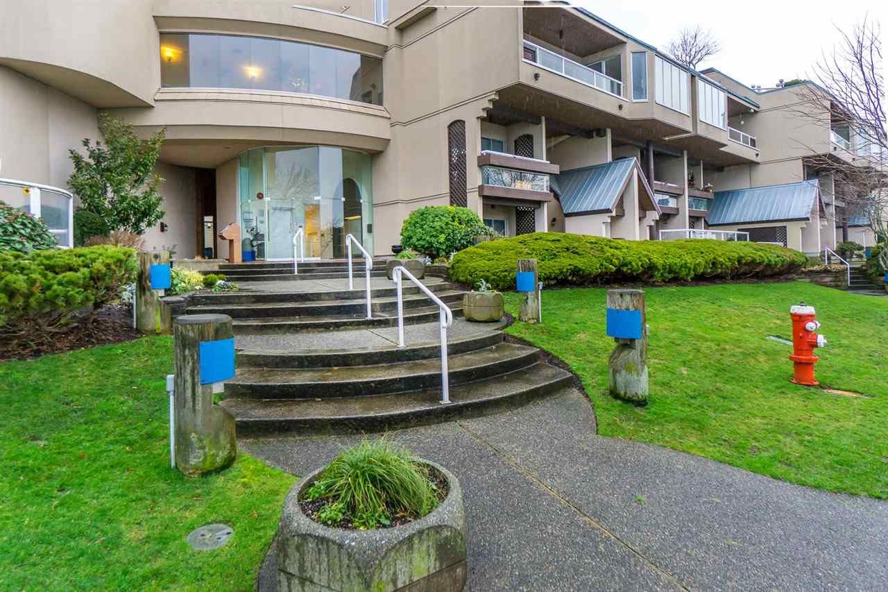 Main Photo: 111 5 K DE K COURT in New Westminster: Quay Townhouse for sale : MLS®# R2031959