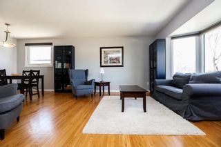 Photo 5: 267 Carson Bay in Winnipeg: Crestview Residential for sale (5H)  : MLS®# 202408755