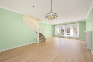 Photo 1: 201 3189 CAMOSUN Street in Vancouver: Point Grey Townhouse for sale in "Camosun Gatee" (Vancouver West)  : MLS®# R2870833