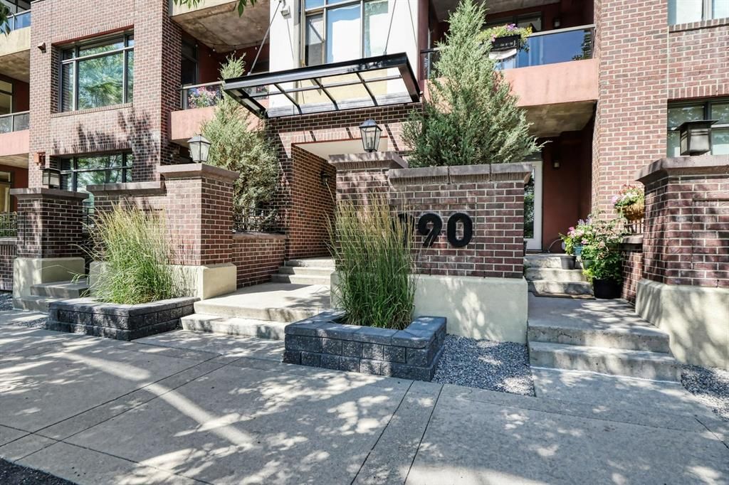 Main Photo: 636 990 Centre Avenue NE in Calgary: Bridgeland/Riverside Apartment for sale : MLS®# A1244362