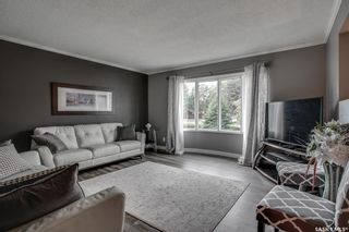 Photo 2: 151 Chan Crescent in Saskatoon: Silverwood Heights Residential for sale : MLS®# SK909269