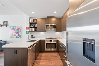 Photo 5: 302 88 9 Street NE in Calgary: Bridgeland/Riverside Apartment for sale : MLS®# A1212202
