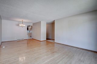 Photo 5: 135 Midridge Close SE in Calgary: Midnapore Detached for sale : MLS®# A1242361