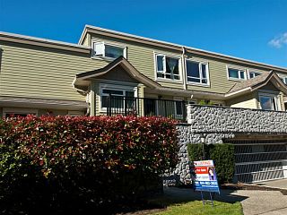 Photo 1: 1743 CHESTERFIELD Avenue in North Vancouver: Central Lonsdale Townhouse for sale in "Central Lonsdale" : MLS®# V1054399