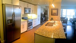 Photo 5: Steps to the river valley: Edmonton Condo for sale : MLS®# E3434252