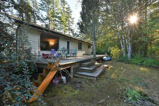 Photo 6: 5456 DUSTY Road in Sechelt: Sechelt District House for sale in "East Porpoise Bay" (Sunshine Coast)  : MLS®# R2738628