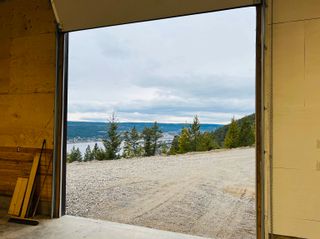Photo 34: 2166 WHITE Road in Williams Lake: Williams Lake - Rural East House for sale : MLS®# R2678565