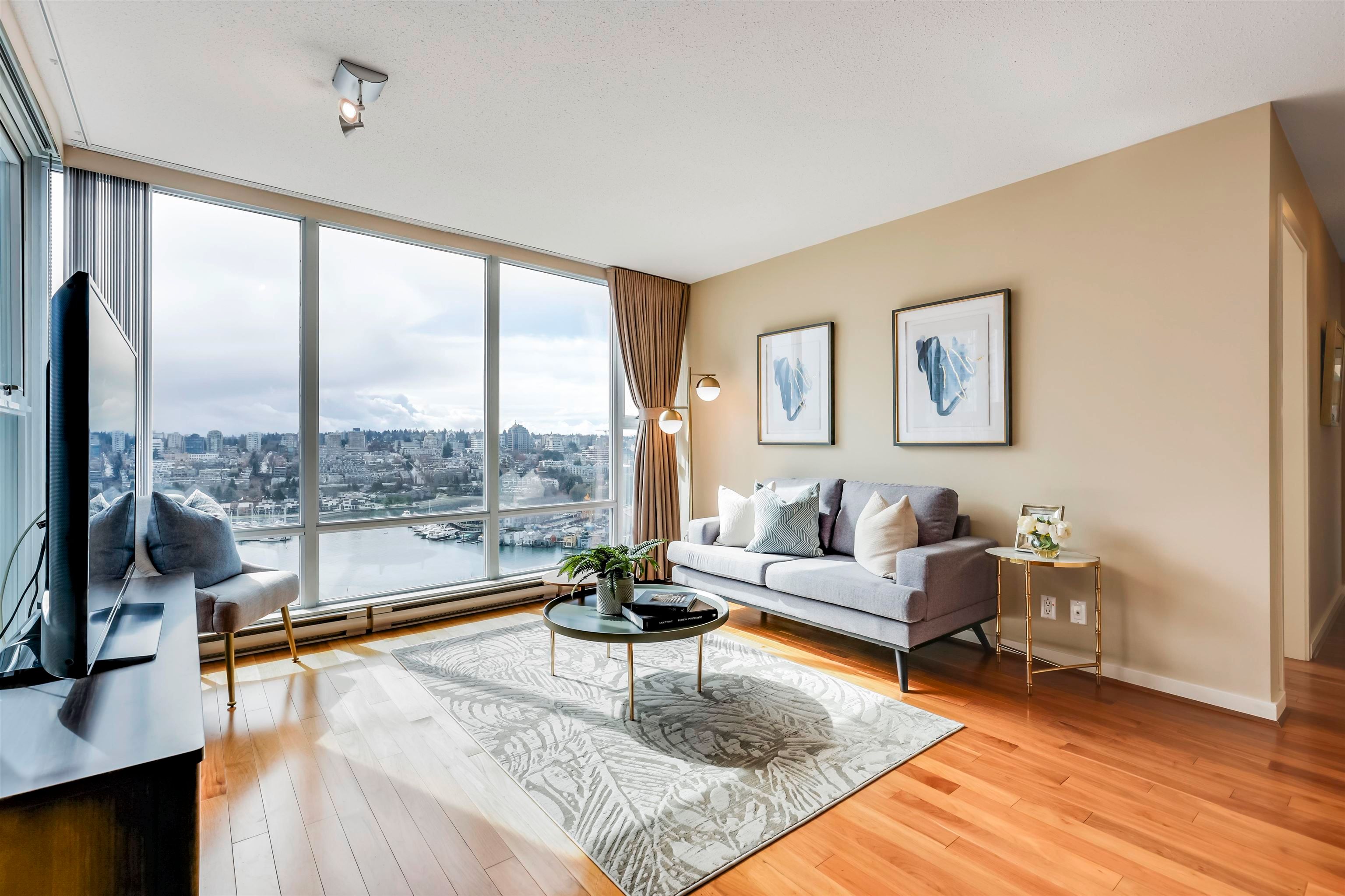 Main Photo: 2205 583 BEACH Crescent in Vancouver: Yaletown Condo for sale (Vancouver West)  : MLS®# R2762990