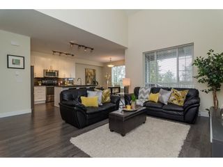 Photo 5: 70 4967 220 Street in Langley: Murrayville Townhouse for sale in "WINCHESTER ESTATES" : MLS®# R2139299