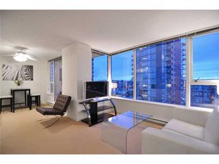 Photo 2: 1905 33 SMITHE Street in Vancouver: Yaletown Condo for sale in "Coopers Lookout" (Vancouver West)  : MLS®# V954984